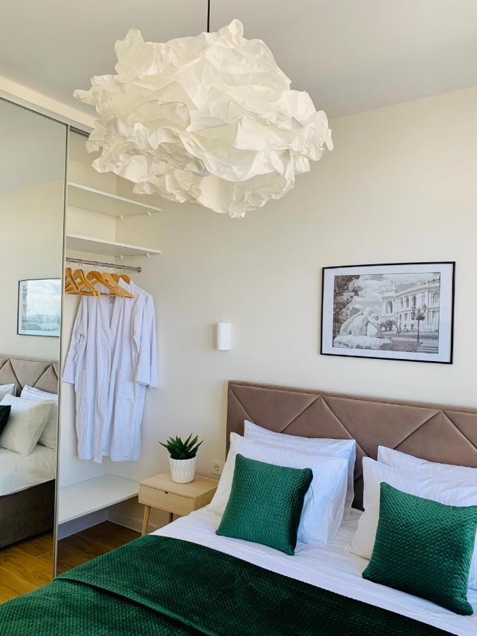 Arcadia Sunrise Sea View Apartment أوديسا المظهر الخارجي الصورة