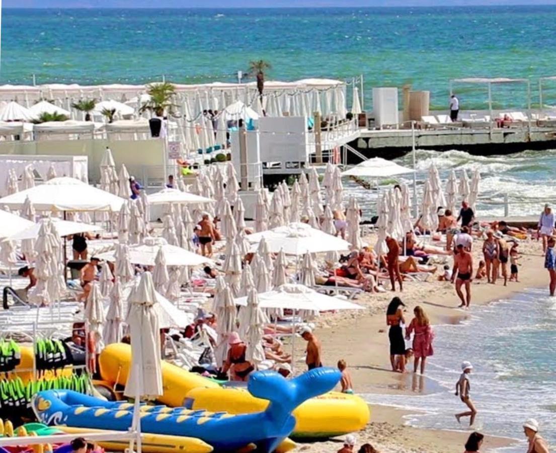 Arcadia Sunrise Sea View Apartment أوديسا المظهر الخارجي الصورة